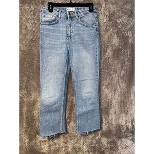 Zara medium wash high rise raw hem crop jeans size 4 #749
